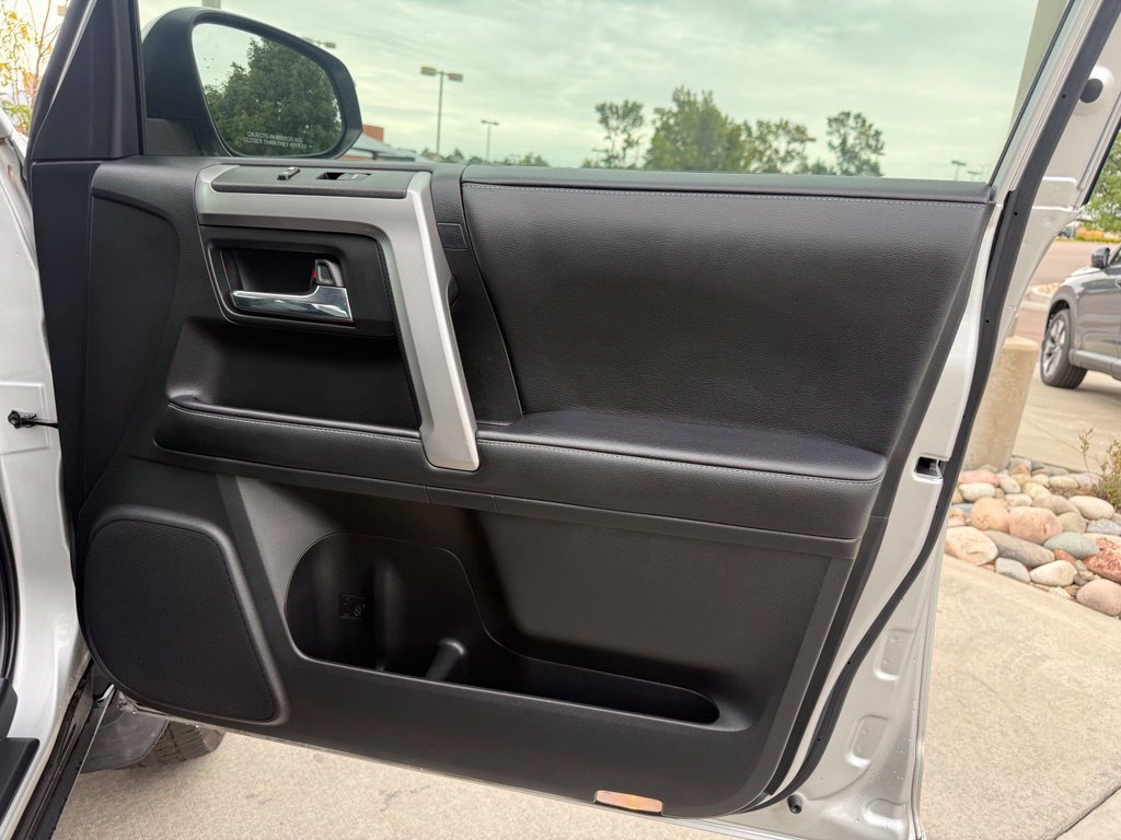 Used 2021 Toyota 4Runner SR5 Premium w/ Moonroof Package AWD/4WD image 28