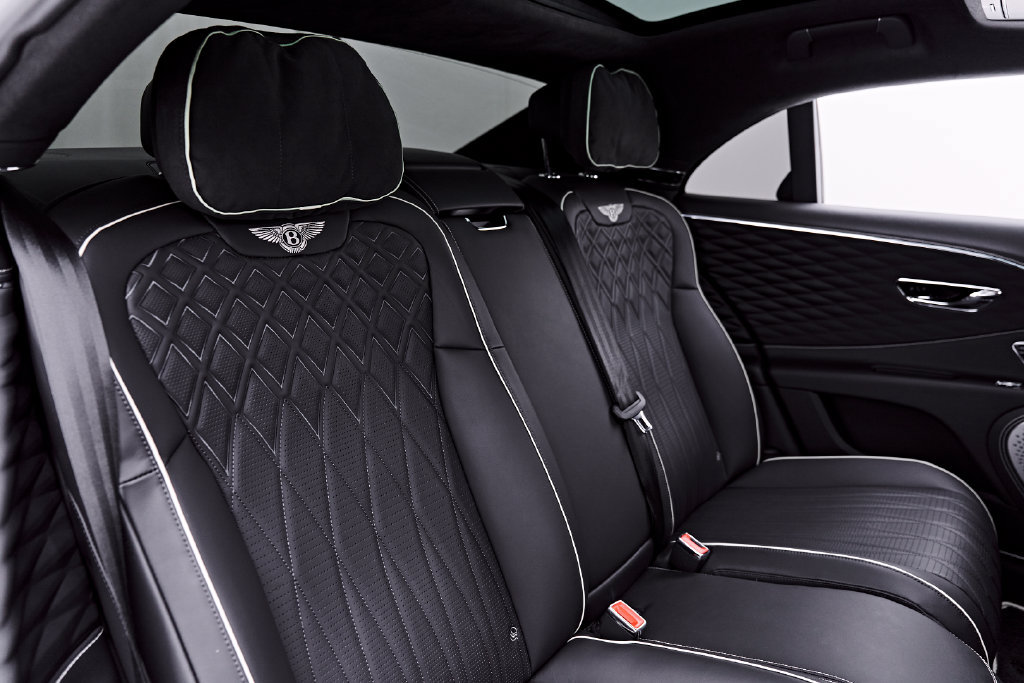 Used 2023 Bentley Flying Spur V8 AWD/4WD image 48