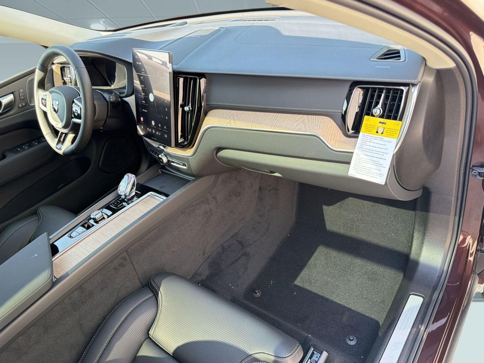 New 2026 Volvo XC60 B5 Ultra w/ Climate Package AWD/4WD image 31