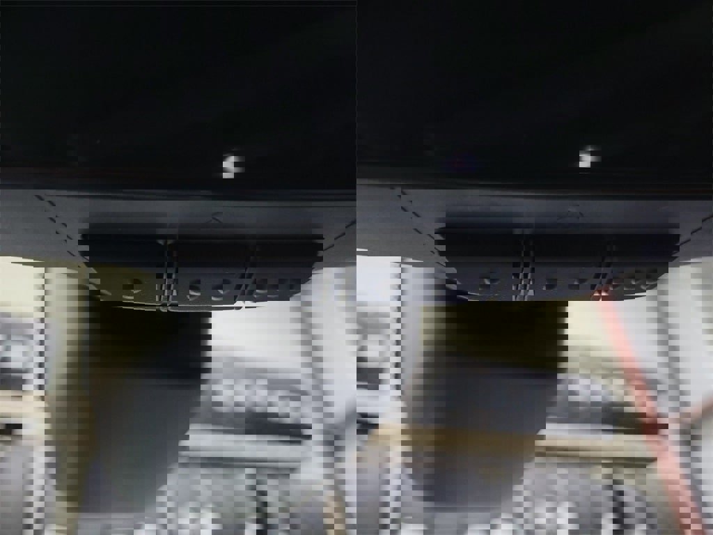 New 2025 Land Rover Discovery S image 35