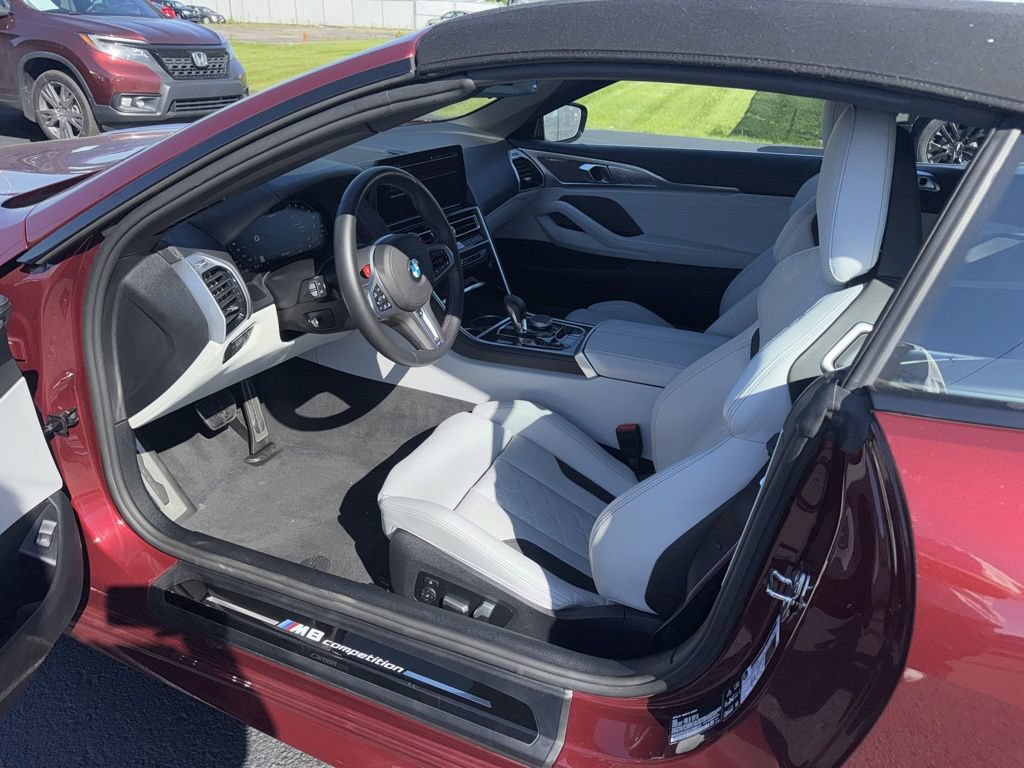 Used 2025 BMW M8 Competition w/ M Carbon Exterior Package AWD/4WD image 11