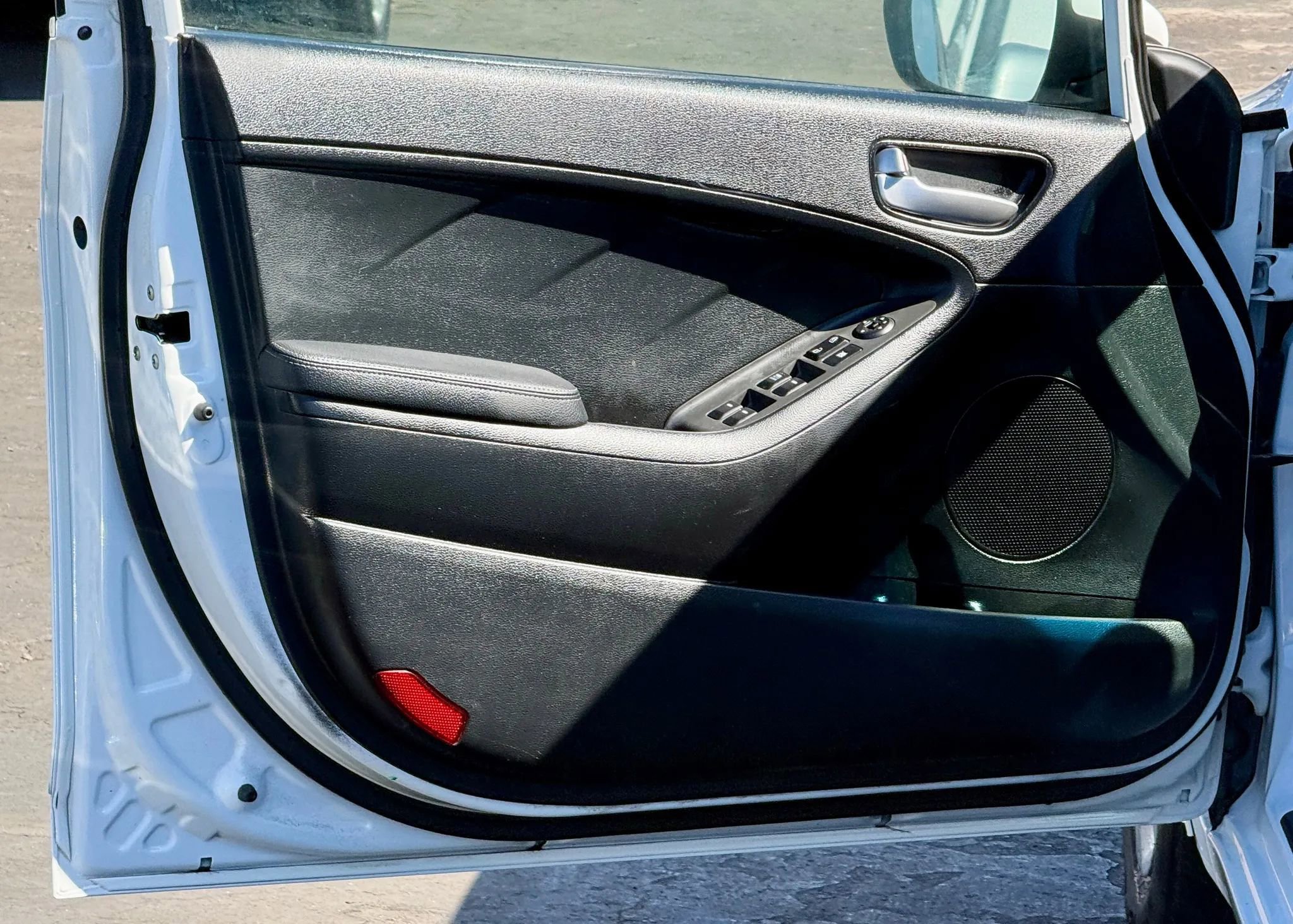 Used 2018 Kia Forte LX image 9