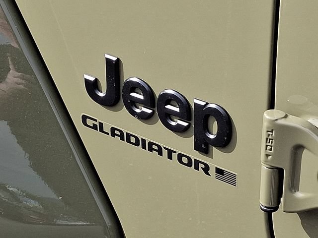 New 2025 Jeep Gladiator Sport w/ Premium Package AWD/4WD image 11