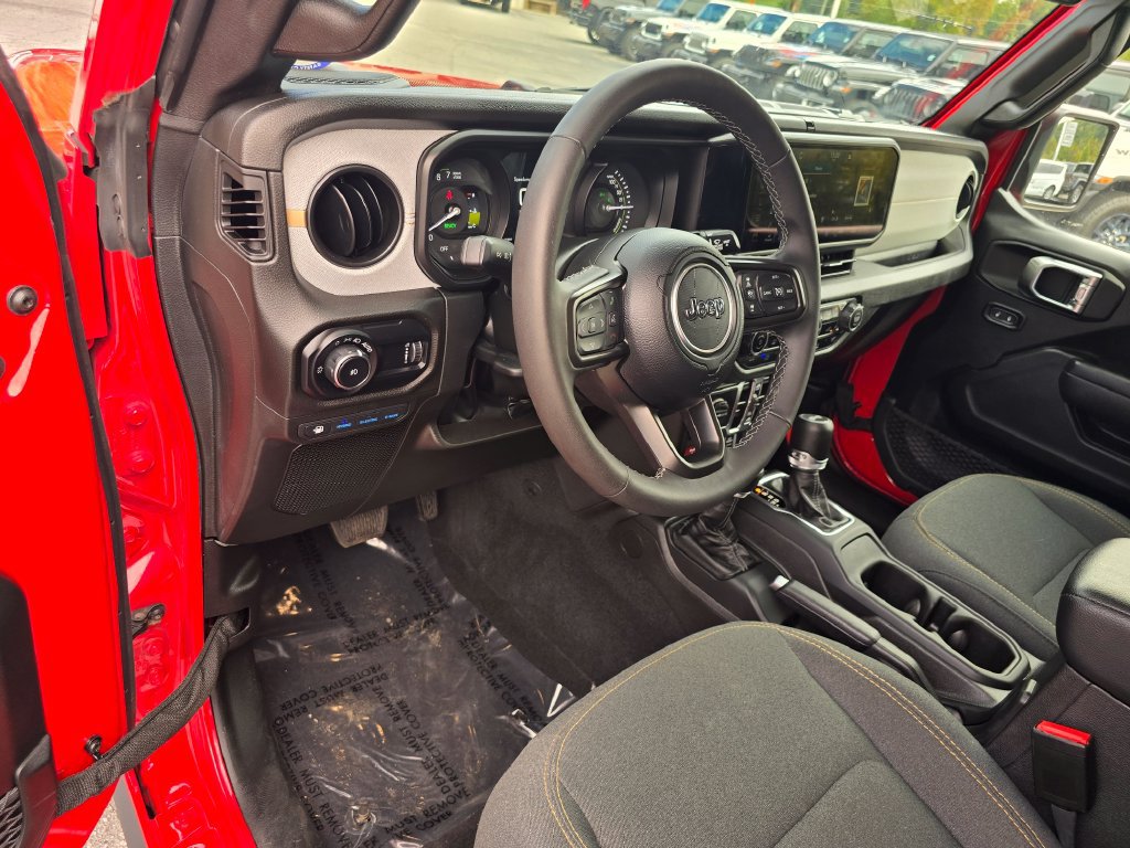 Used 2025 Jeep Wrangler Unlimited Sport S 4xe AWD/4WD image 24
