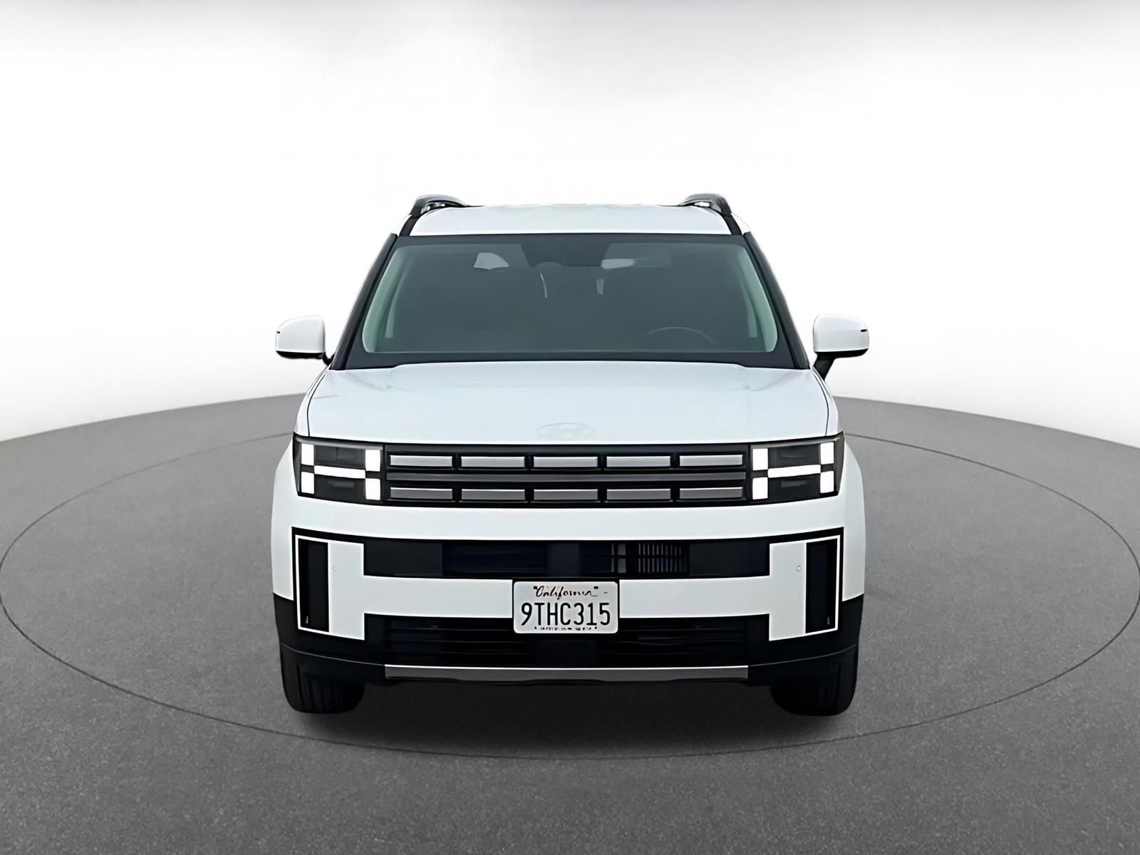 Used 2025 Hyundai Santa Fe SEL image 4