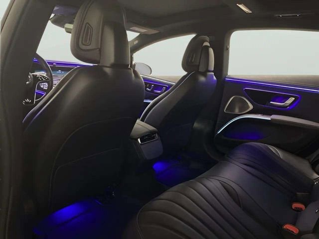 Used 2023 Mercedes-Benz EQS 580 4MATIC Sedan image 17