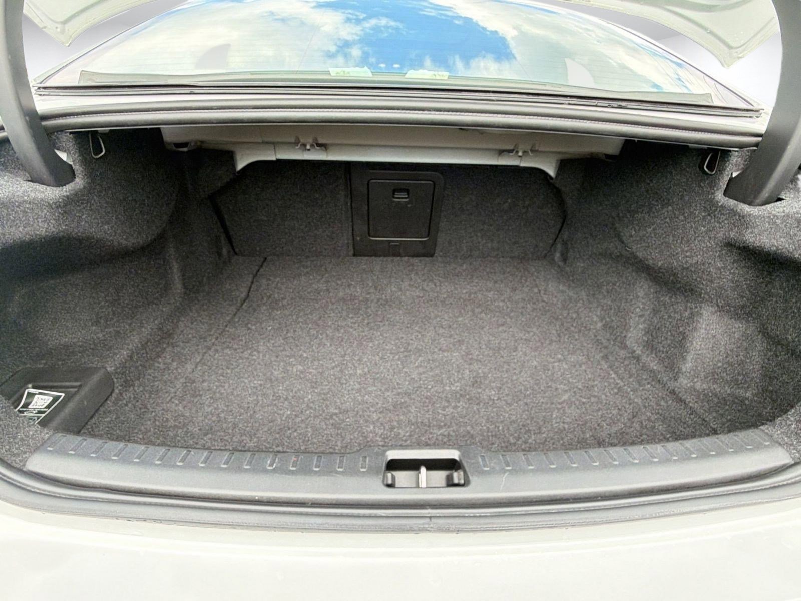 Used 2024 Volvo S60 B5 Plus AWD/4WD image 27
