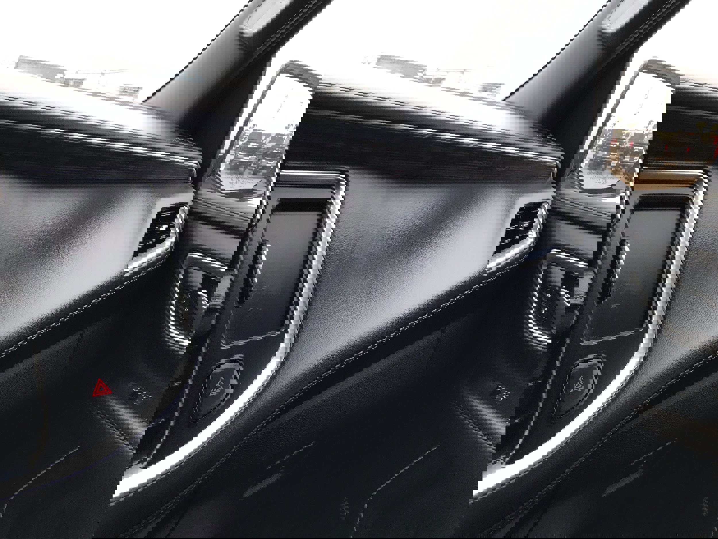 Used 2021 Chevrolet Suburban High Country w/ Premium Package image 35