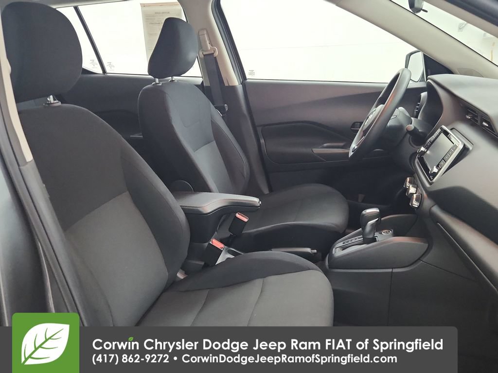 Used 2024 Nissan Kicks S FWD image 30