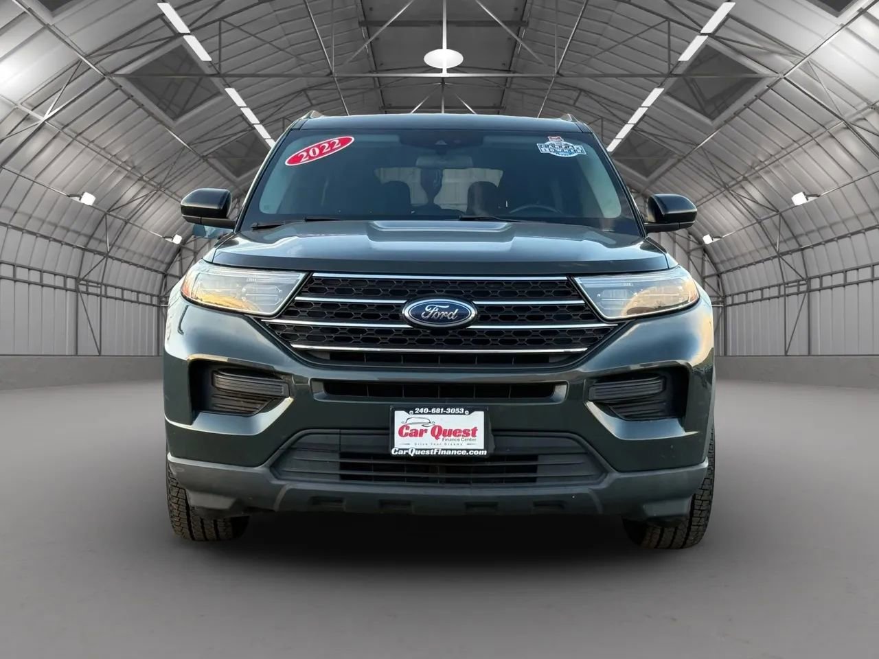 Used 2022 Ford Explorer XLT RWD image 2