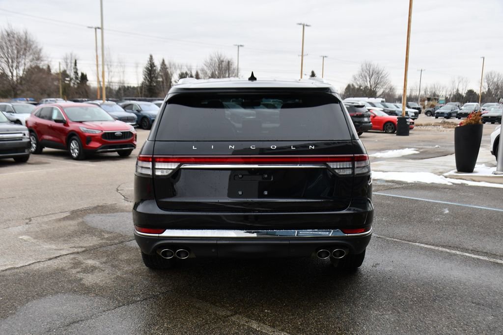 Used 2023 Lincoln Aviator Reserve w/ Equipment Group 201A AWD/4WD image 5