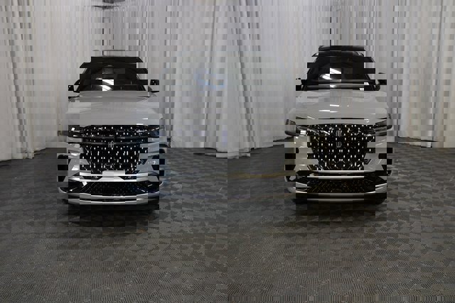 New 2026 Lincoln Nautilus Reserve image 49