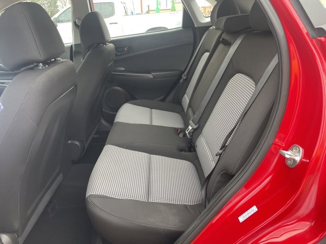 Used 2022 Hyundai Kona SE image 9