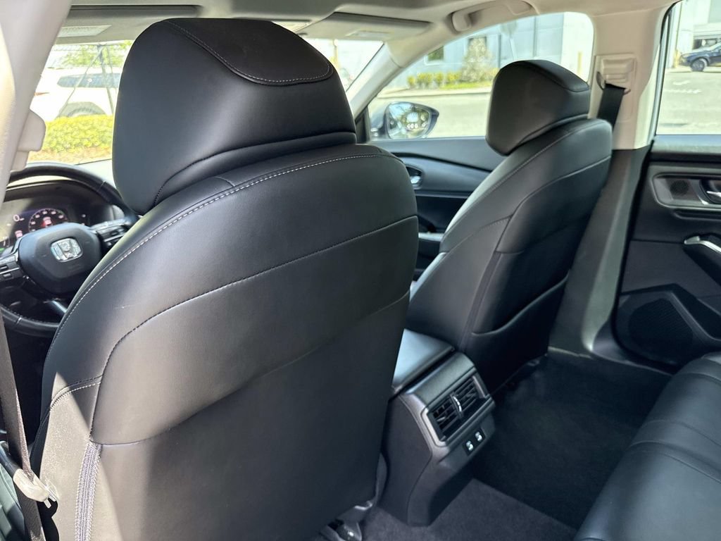 Used 2024 Honda Accord Touring image 14