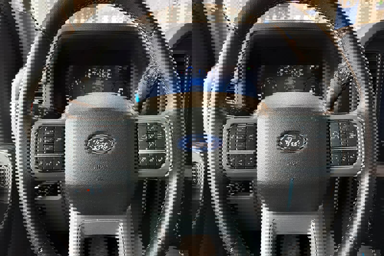 Used 2024 Ford F150 XLT w/ Mobile Office Package image 24