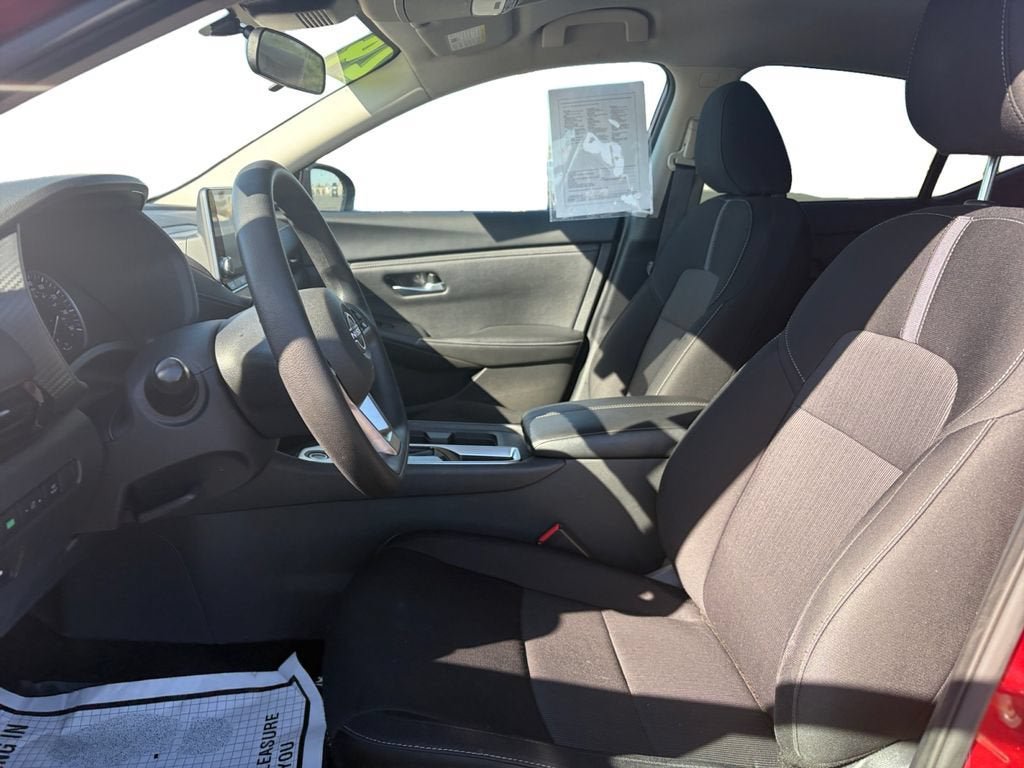 Used 2024 Nissan Sentra SV FWD image 10