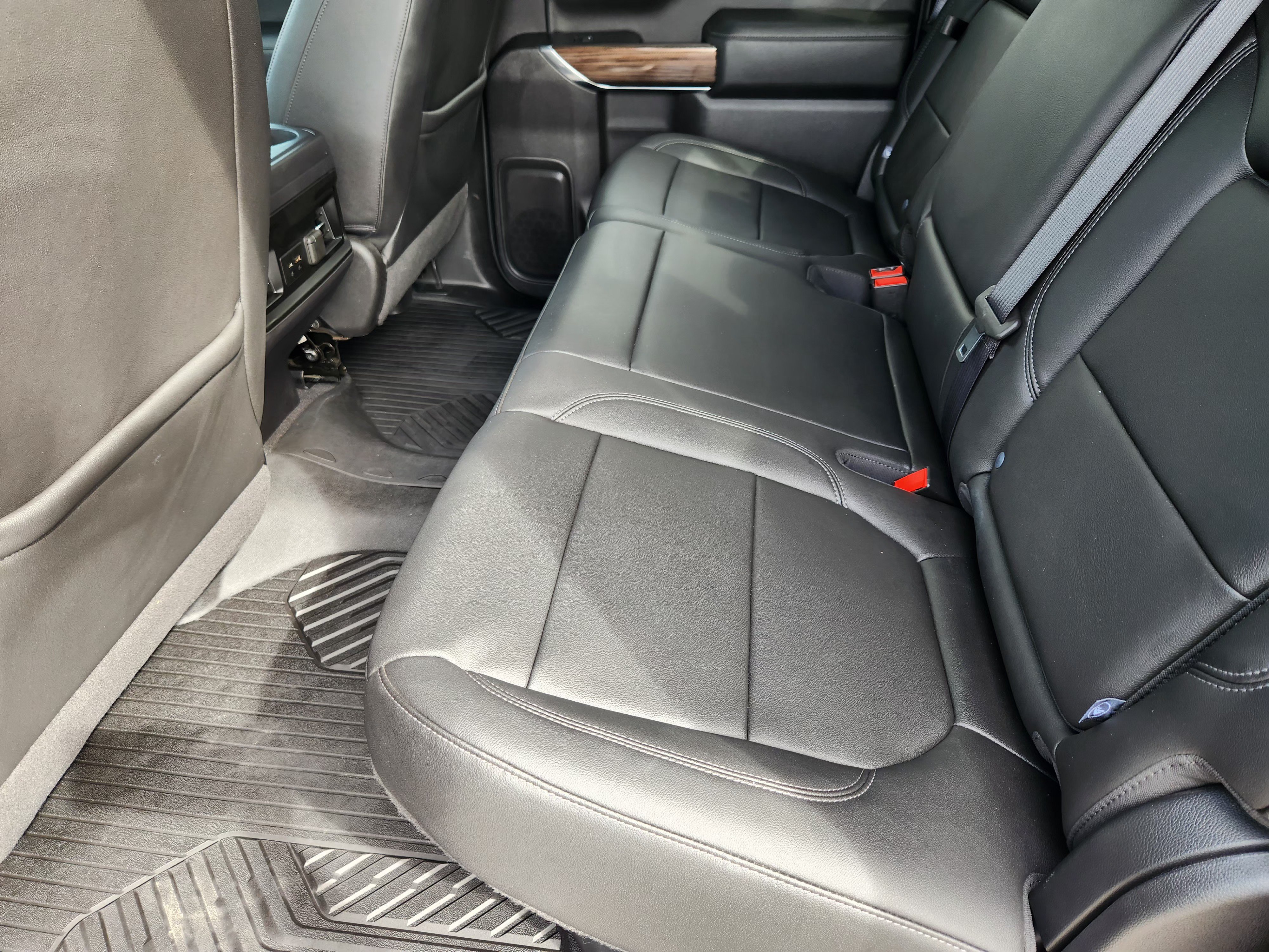 Used 2020 Chevrolet Silverado 1500 RST AWD/4WD image 30