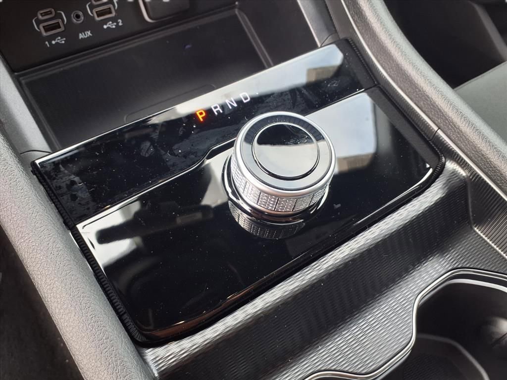 New 2025 Jeep Grand Cherokee Laredo w/ Luxury Tech Group I AWD/4WD image 9