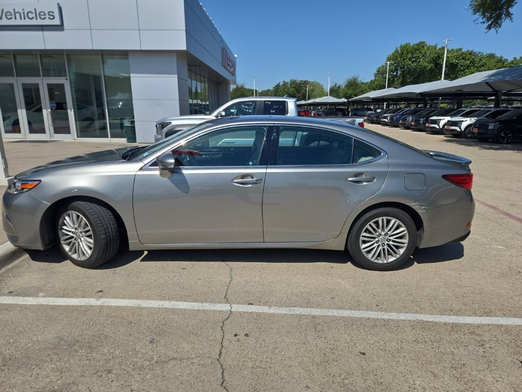 Used 2017 Lexus ES 350 w/ Accessory Package 2 FWD video 3