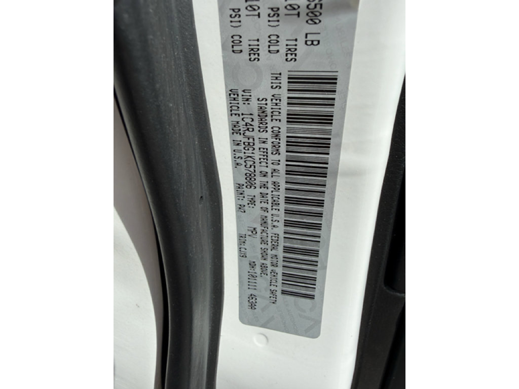 Used 2019 Jeep Grand Cherokee Limited w/ Trailer Tow Group IV AWD/4WD image 9