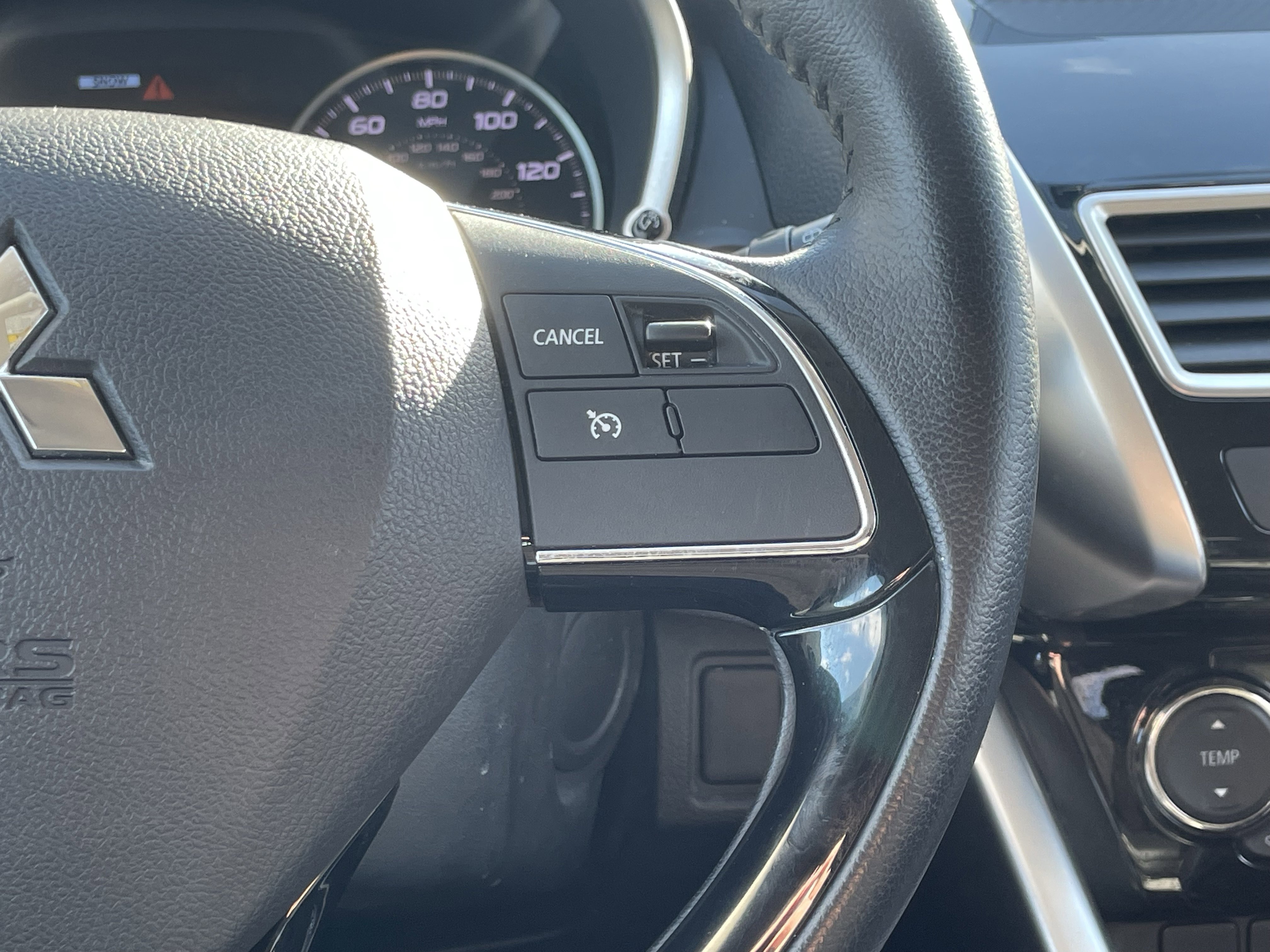 Used 2019 Mitsubishi Eclipse Cross SE image 19
