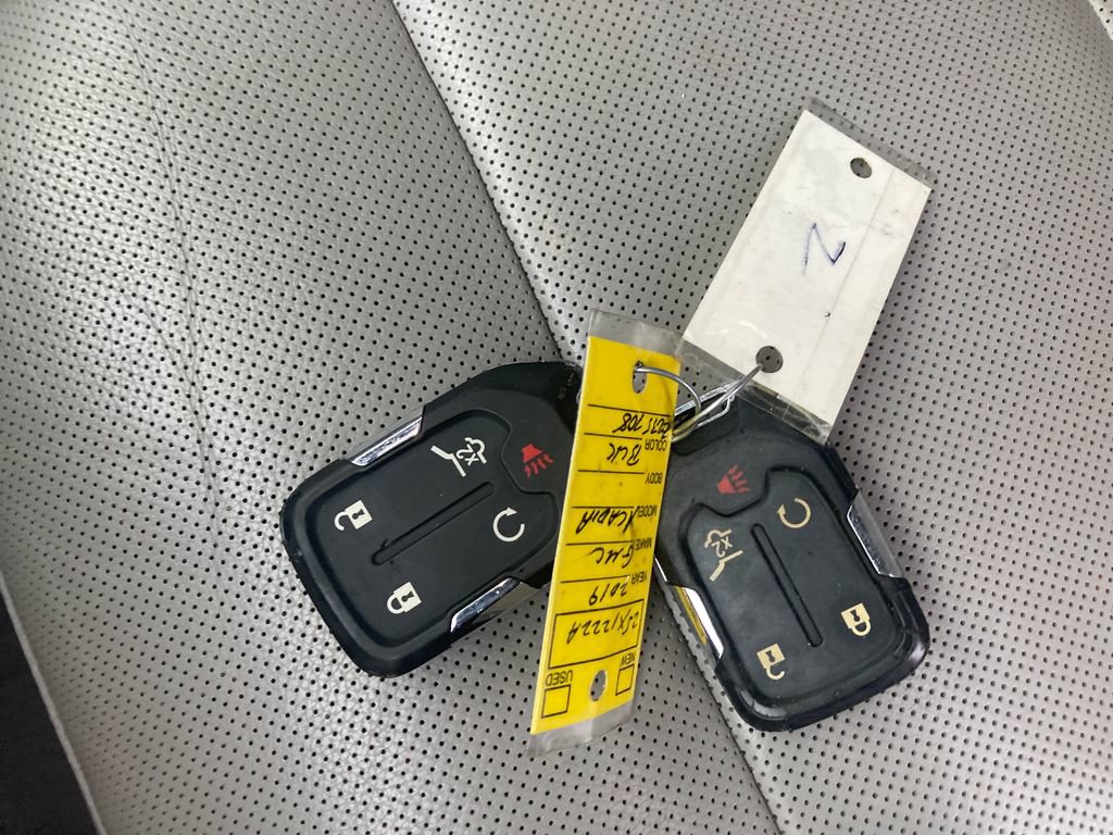 Used 2019 GMC Acadia SLT w/ LPO, Floor Liner Package image 38