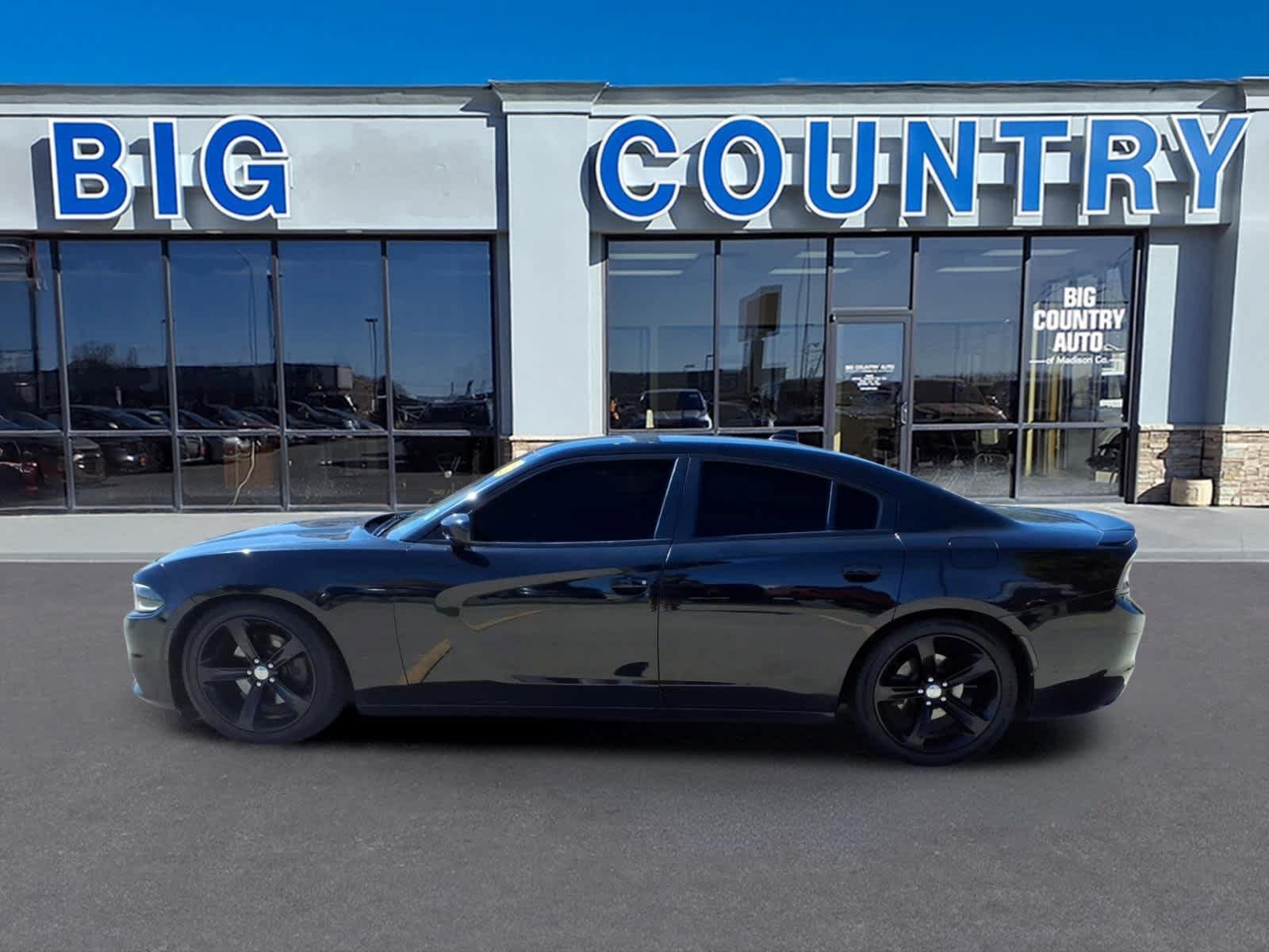 Used 2016 Dodge Charger R/T RWD image 8