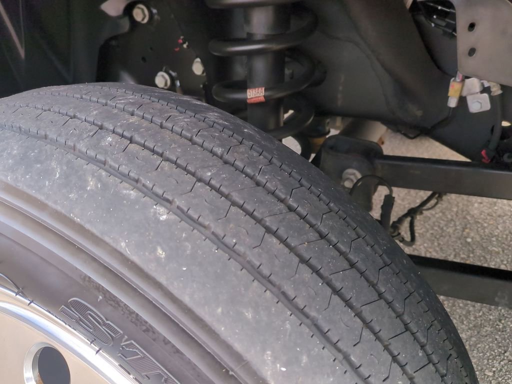 Used 2022 RAM 5500 Tradesman w/ Chrome Appearance Group image 11