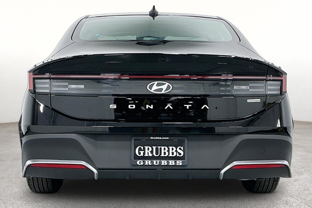 New 2026 Hyundai Sonata Blue FWD image 5