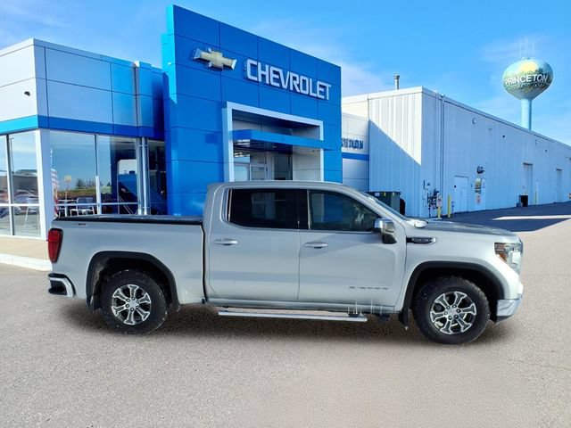 Used 2020 GMC Sierra 1500 SLE w/ SLE Convenience Package AWD/4WD image 2