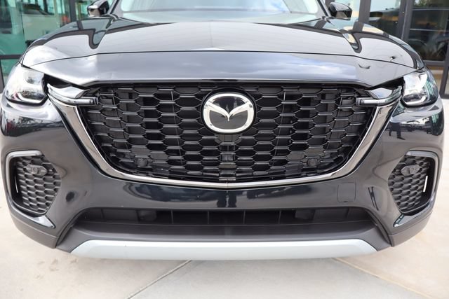 Used 2025 MAZDA CX-70 Plug-In Hybrid w/ Premium Pkg AWD/4WD image 17
