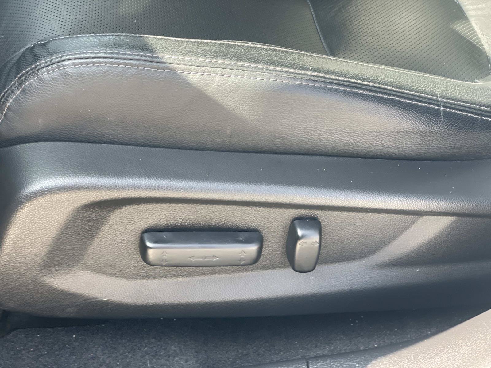 Used 2021 Honda Clarity Touring image 14