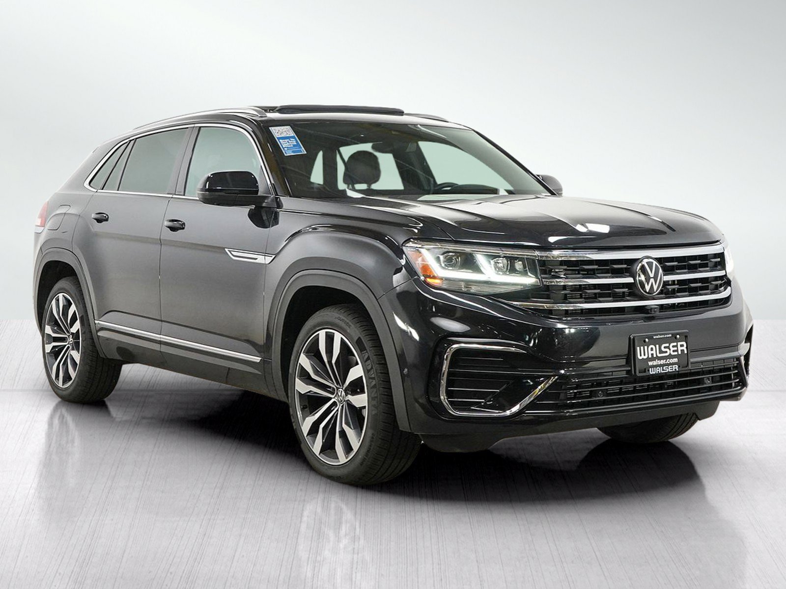 Used 2023 Volkswagen Atlas Cross Sport SEL Premium R-Line AWD/4WD image 8