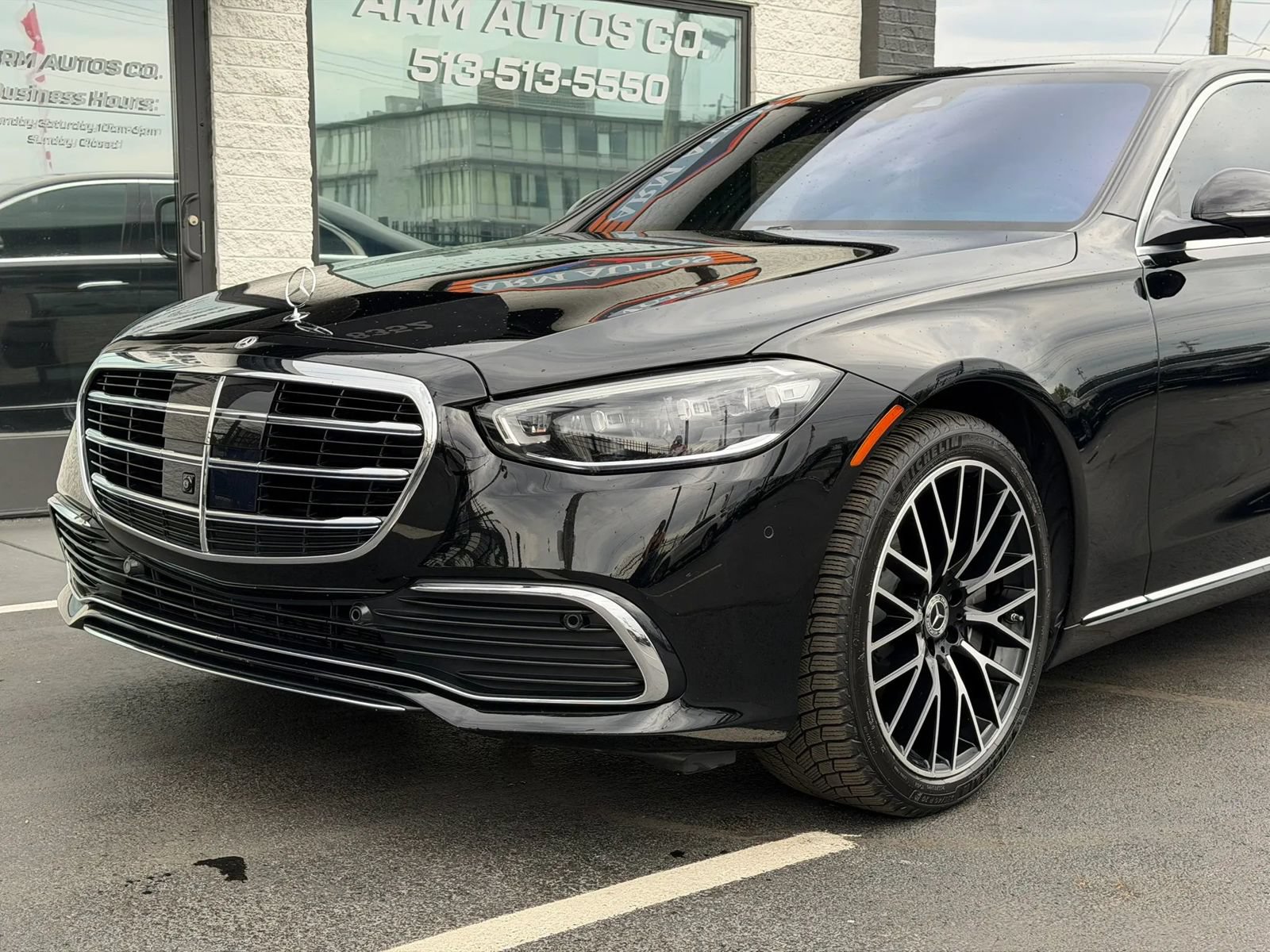 Used 2021 Mercedes-Benz S 580 4MATIC Sedan image 4