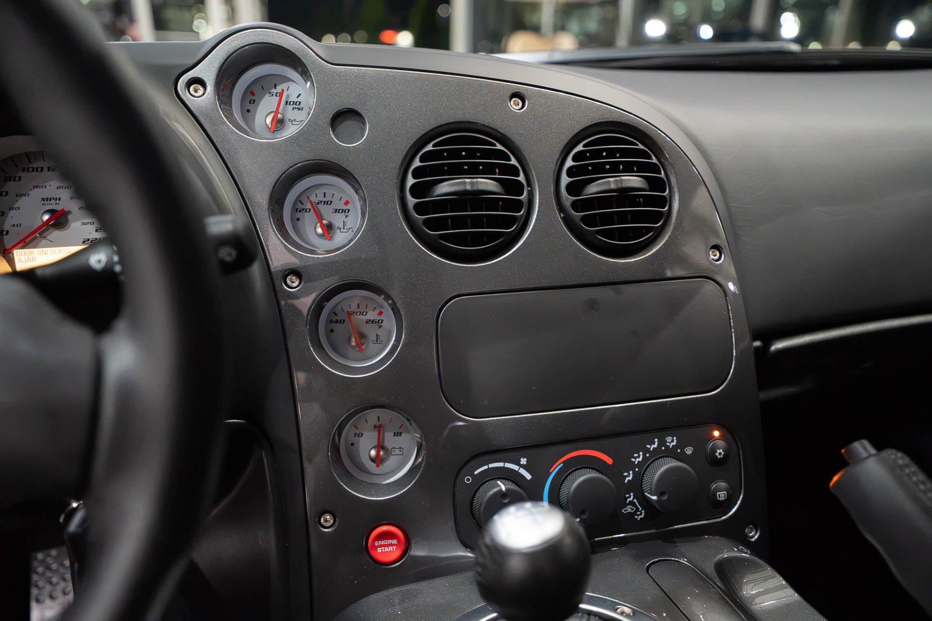 Used 2010 Dodge Viper ACR RWD image 17