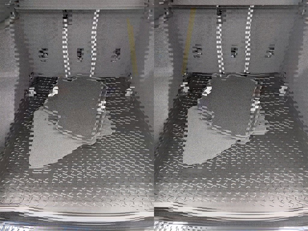 New 2025 Audi Q3 2.0T Premium image 35