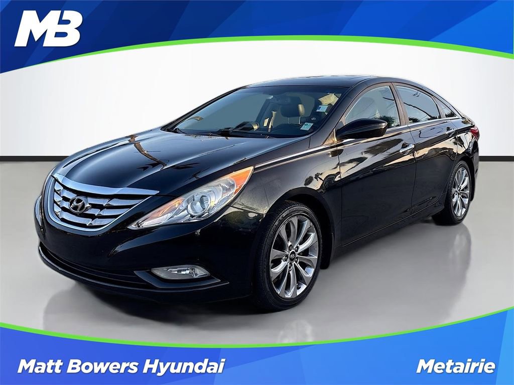 Used 2012 Hyundai Sonata SE w/ Navigation & Sunroof Pkg