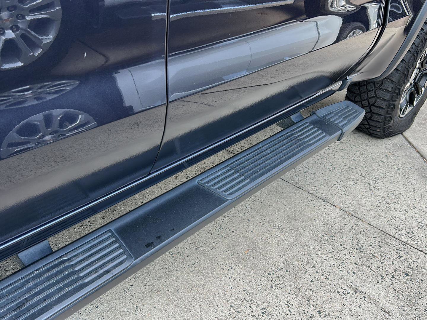 Used 2023 Chevrolet Silverado 1500 ZR2 image 26