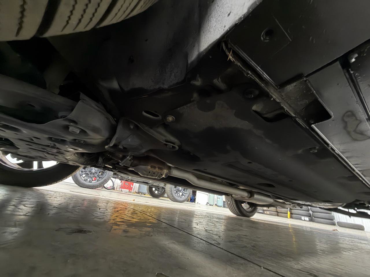 Used 2019 Hyundai Santa Fe Limited AWD/4WD image 10