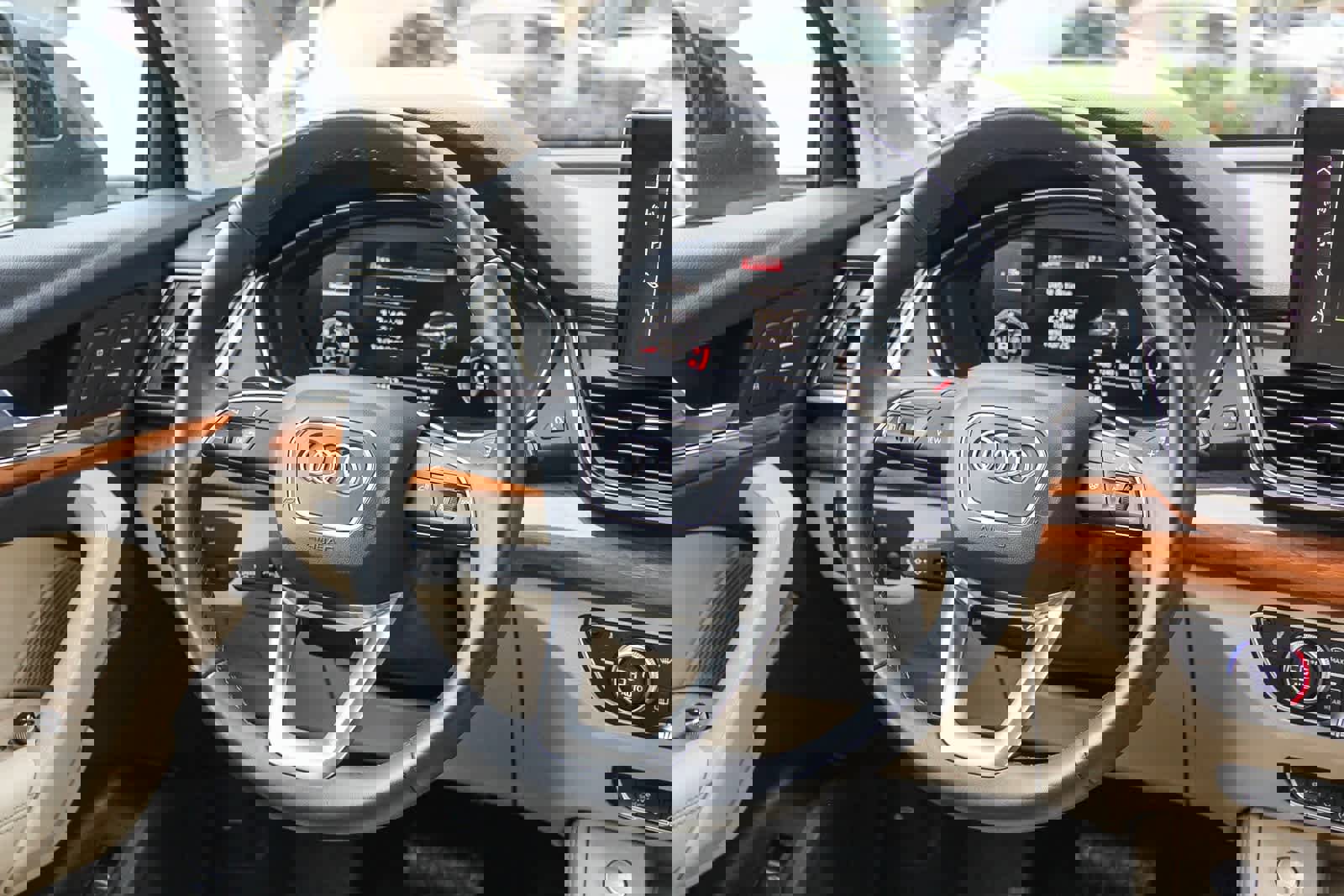 Used 2023 Audi Q5 2.0T Premium Plus w/ Premium Plus Package image 16