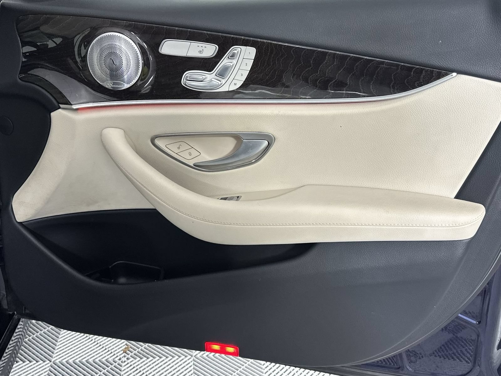 Used 2020 Mercedes-Benz E 350 Sedan image 31