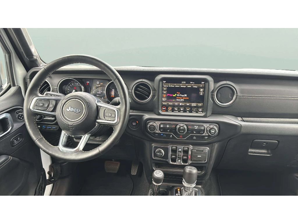 Used 2023 Jeep Wrangler Sahara w/ Cold Weather Group image 13