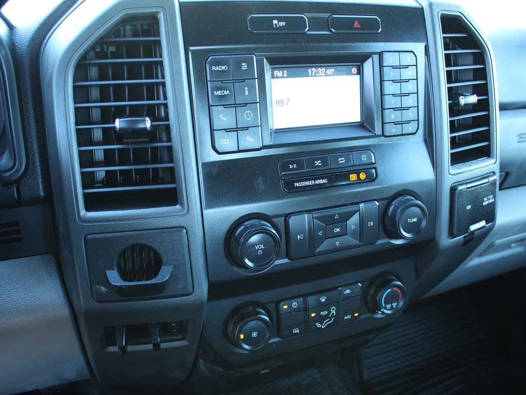 Used 2021 Ford F250 XL w/ Power Equipment Group image 27