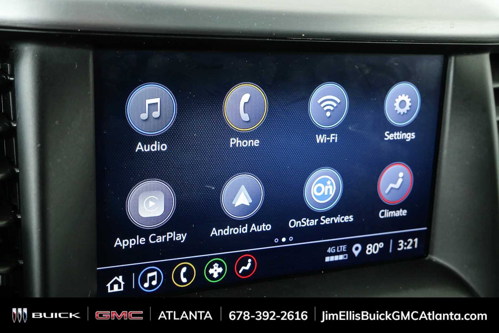 Used 2023 GMC Acadia SLE FWD image 13