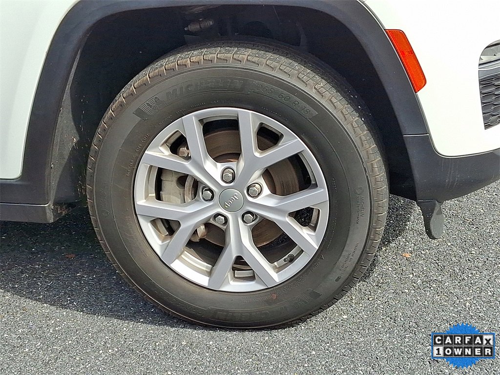 Used 2022 Jeep Grand Cherokee Limited image 10