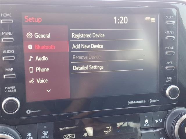 Used 2022 Toyota Highlander XLE image 9