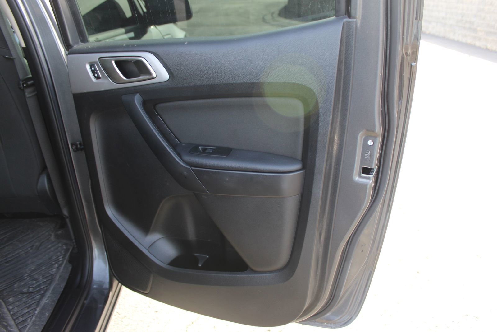 Used 2020 Ford Ranger XLT w/ Equipment Group 301A Mid image 13