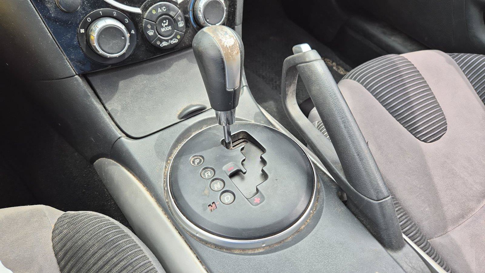 Used 2006 MAZDA RX-8 w/ Sport Pkg RWD image 18