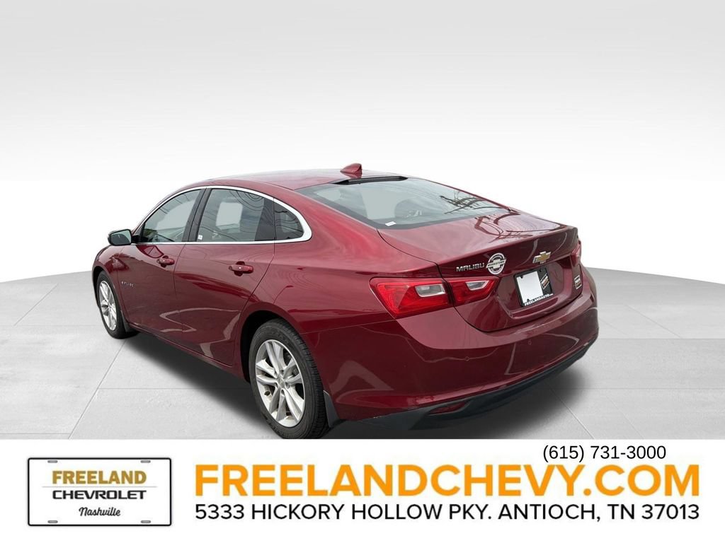 Used 2018 Chevrolet Malibu LT w/ Driver Confidence Package FWD image 4