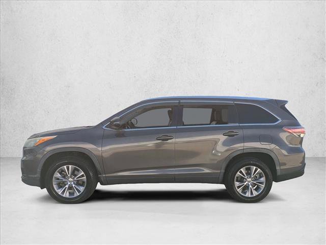 Used 2015 Toyota Highlander XLE image 9